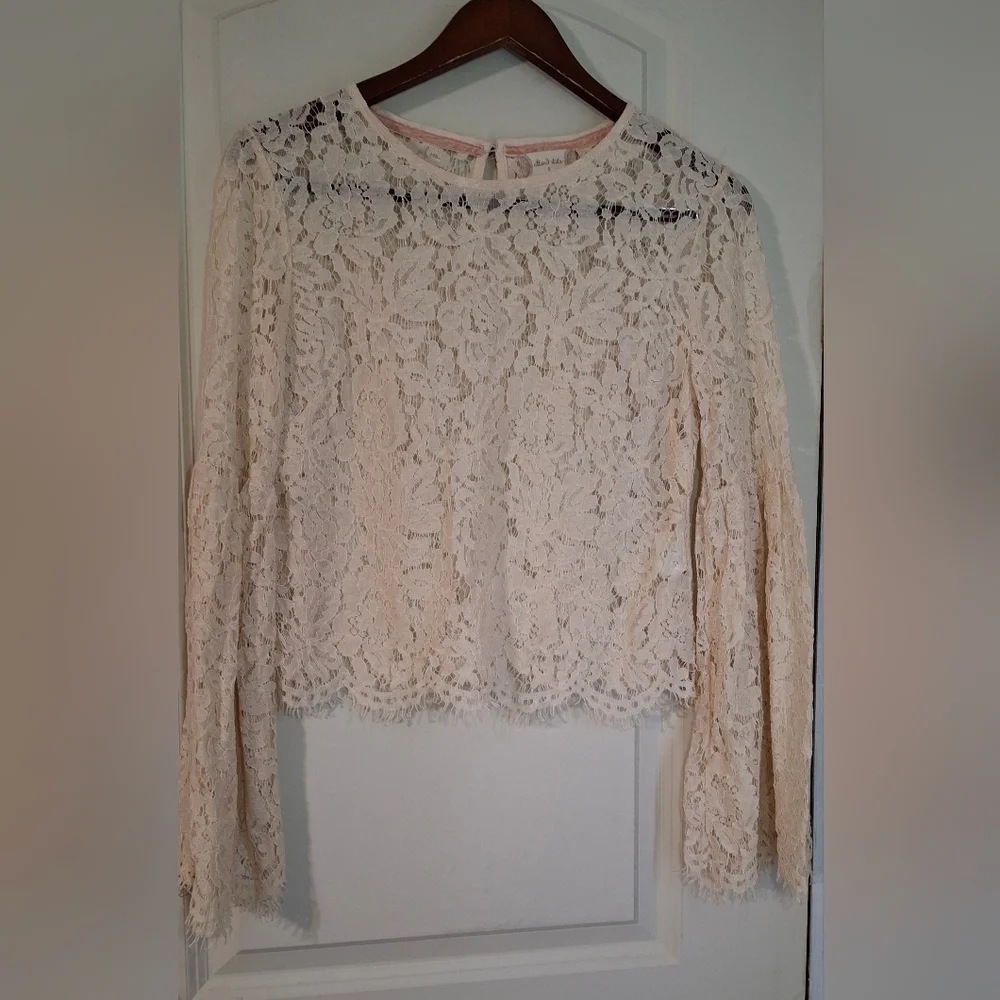 Atard State Peasant Top Elegant Lace Overlay Top Bell Sleeve Bohem Bell Western